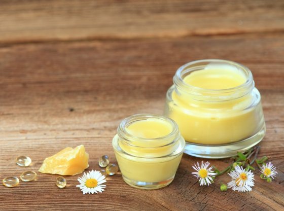 Fabriquer un baume des lèvres maison : recette simple et efficace