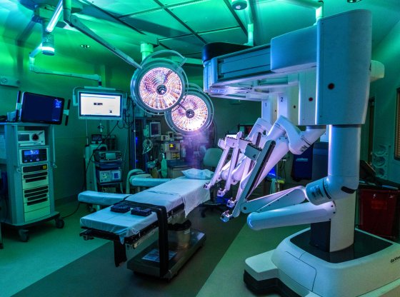 Une double greffe des poumons réalisée par un robot : une première médicale révolutionnaire