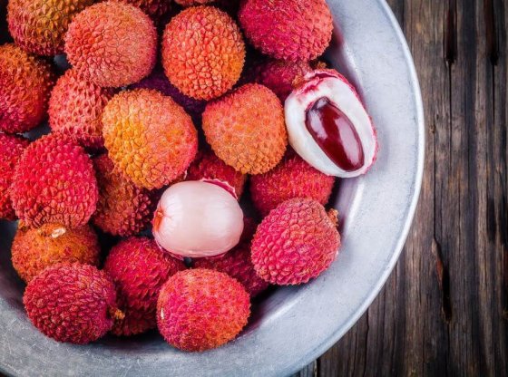 Litchi : le fruit exotique qui booste votre santé et vos desserts