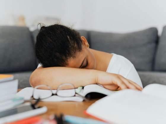 Micro-sieste : 10 minutes qui peuvent changer votre journée