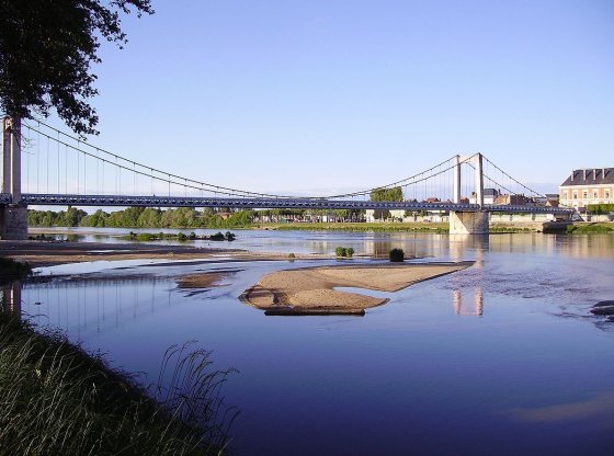 Que faire à Cosne-Cours-sur-Loire : escapade chic et nature au coeur du Nivernais