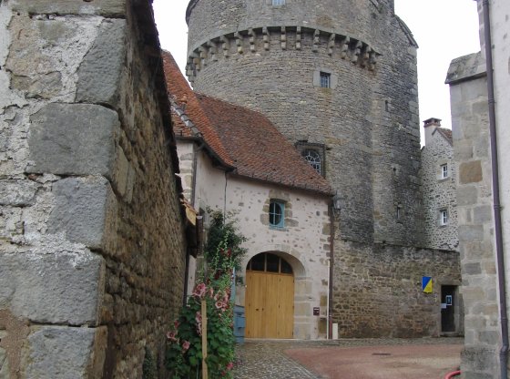 Vous ne connaissez pas Arnay-le-Duc ? Ce coin secret à découvrir absolument