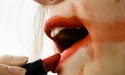 Les 7 erreurs beauté qui vous vieillissent (sans que vous le sachiez)