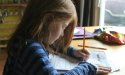 Comment survivre aux devoirs sans menacer tes enfants de fugue ?