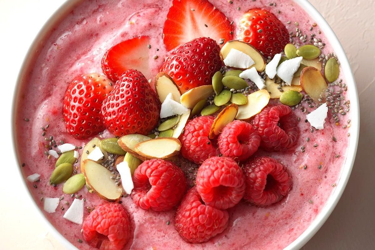 Le smoothie bowl, jolie révolution de nos petits déjeuners