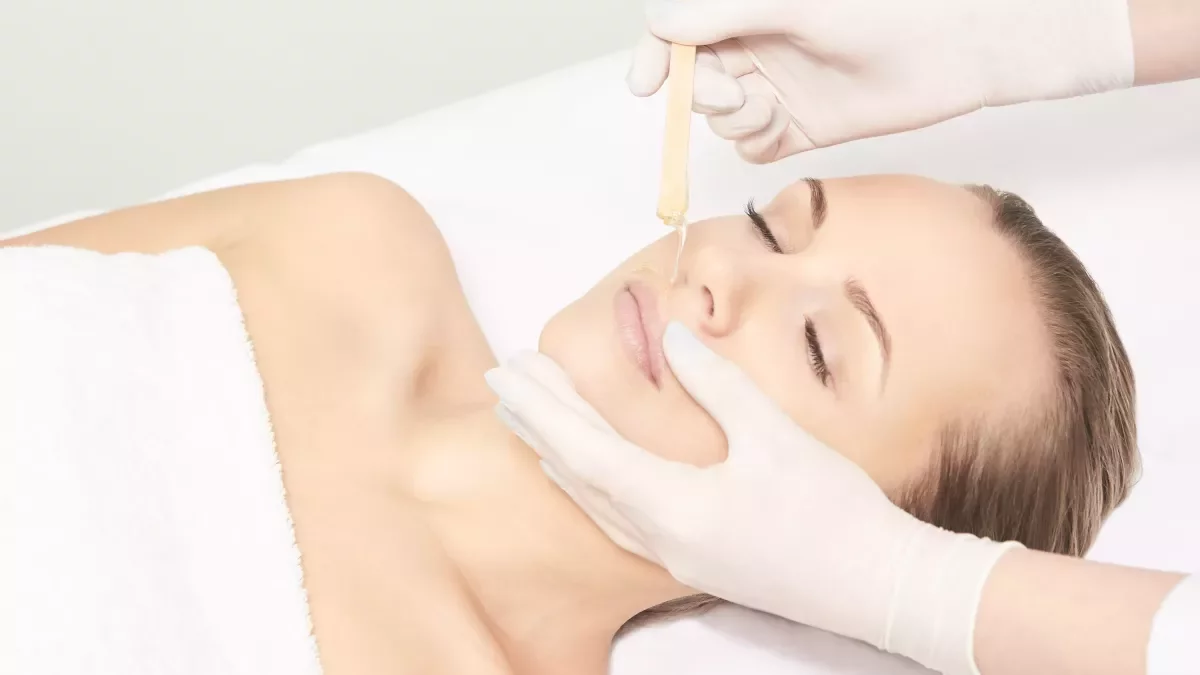 Comment cacher sa moustache ? Astuces beauté pour un visage impeccable