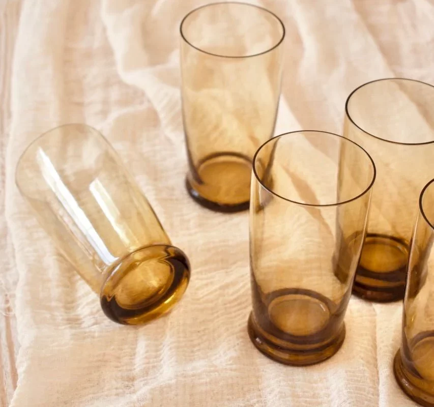Vous rangez vos verres à l'envers ? Voici pourquoi c'est une erreur