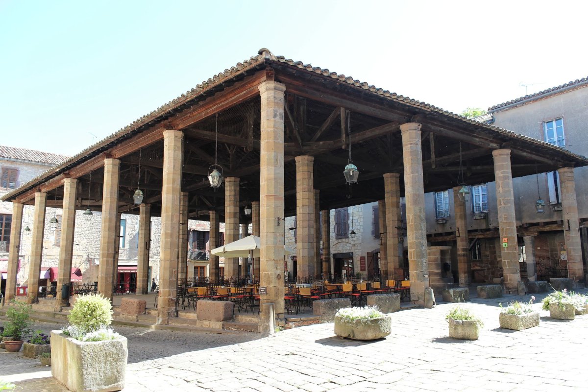 Cordes-sur-Ciel : les pépites incontournables à visiter autour de ce village de rêve