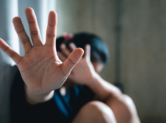 Violences conjugales : comment s'en sortir et reconstruire sa vie ?